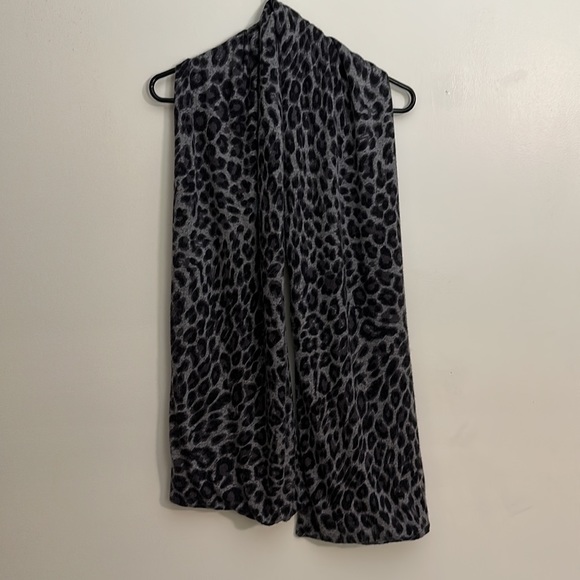 INC International Concepts Wrap Scarf in Animal Print - Picture 3 of 6